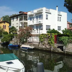 Venice Movie Pensión